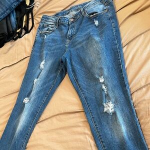 Old navy straight leg jeans, worn only 2 times